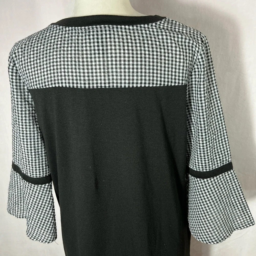 New Black and Checked Bell Sleeve Dress - Picture 5 of 9